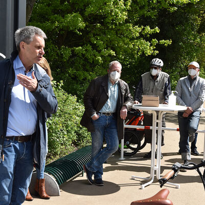 Bild vergr&ouml;&szlig;ern: Er&ouml;ffnung-Mobilstation-2021 durch B&uuml;rgermeister Grubert