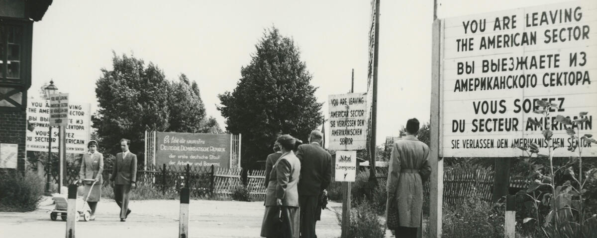Bild vergrößern: Grenzüppelgang Düppel 1952