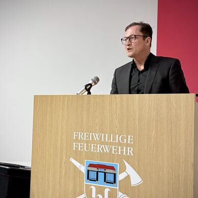 Bild vergr&ouml;&szlig;ern: Bilderserie: Jahreshauptversammlung Freiwillige Feuerwehr Kleinmachnow 2026, B&uuml;rgermeister Bodo Krause