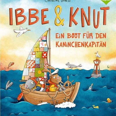 Kaninchen und Ratte in einem Boot auf dem Meer