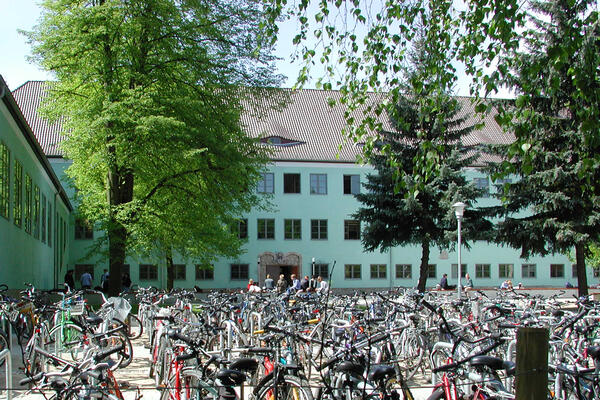 Bild vergr&ouml;&szlig;ern: Weinberg-Gymnasium